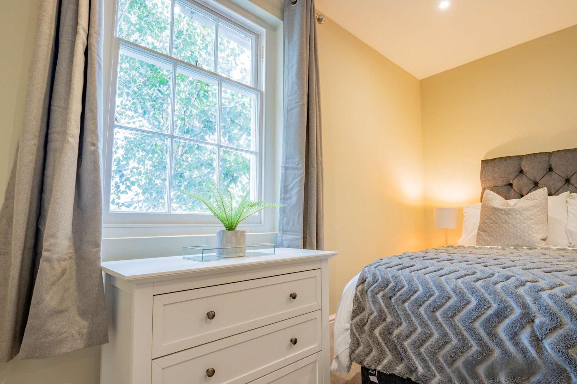 Host & Stay - Shaw Street Suite Вустер Экстерьер фото